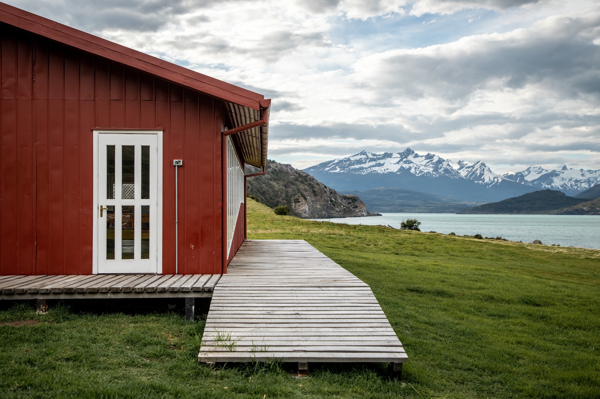 Dinner, stories & rest at the Fjord Cabin